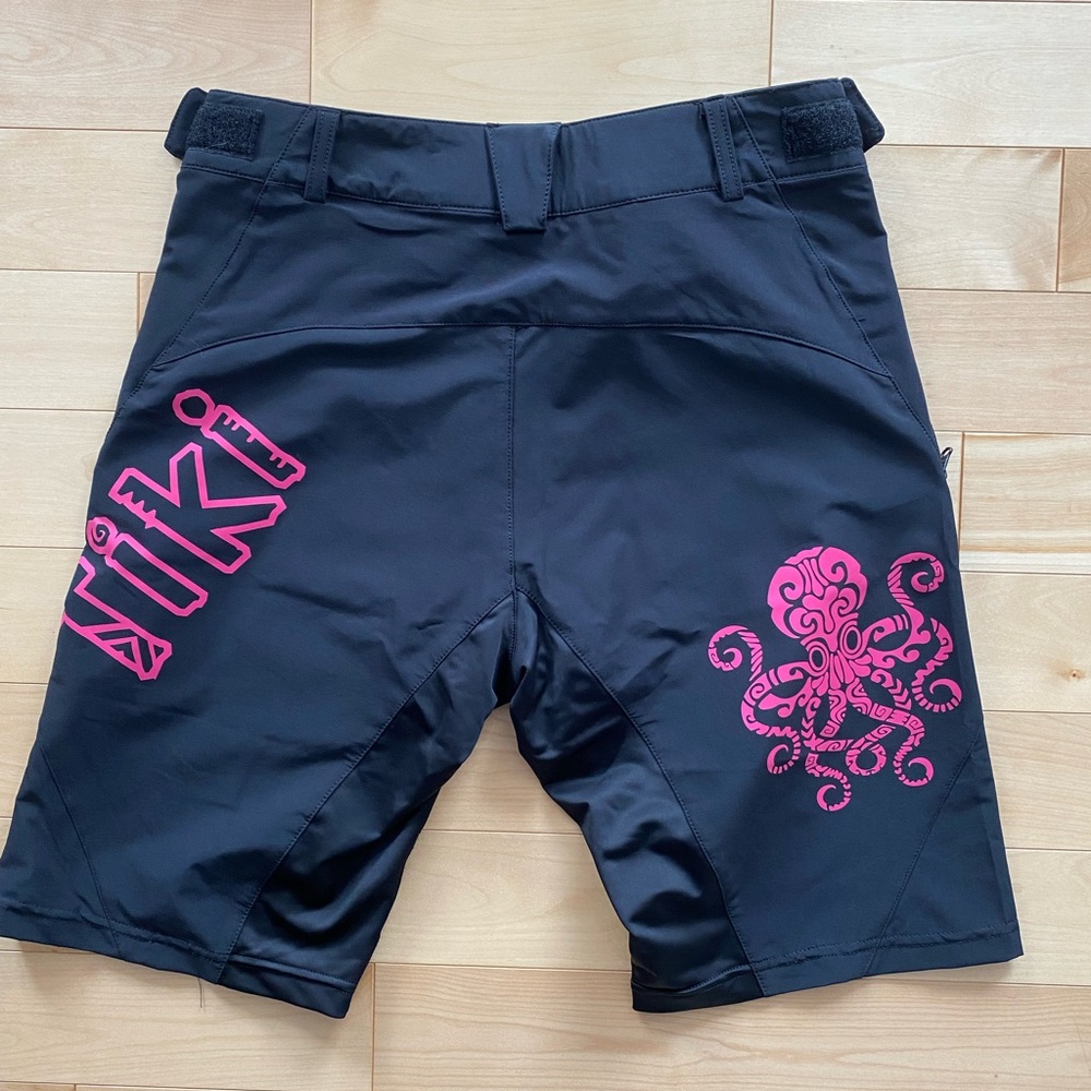 Tiki Outdoor mountain bike shorts in comfy sweat wicking stretchy fabric